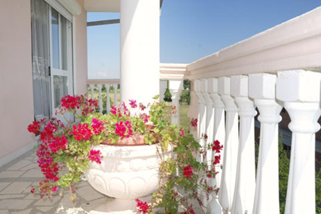Di Vincenzo Inn Ulcinj Exterior photo
